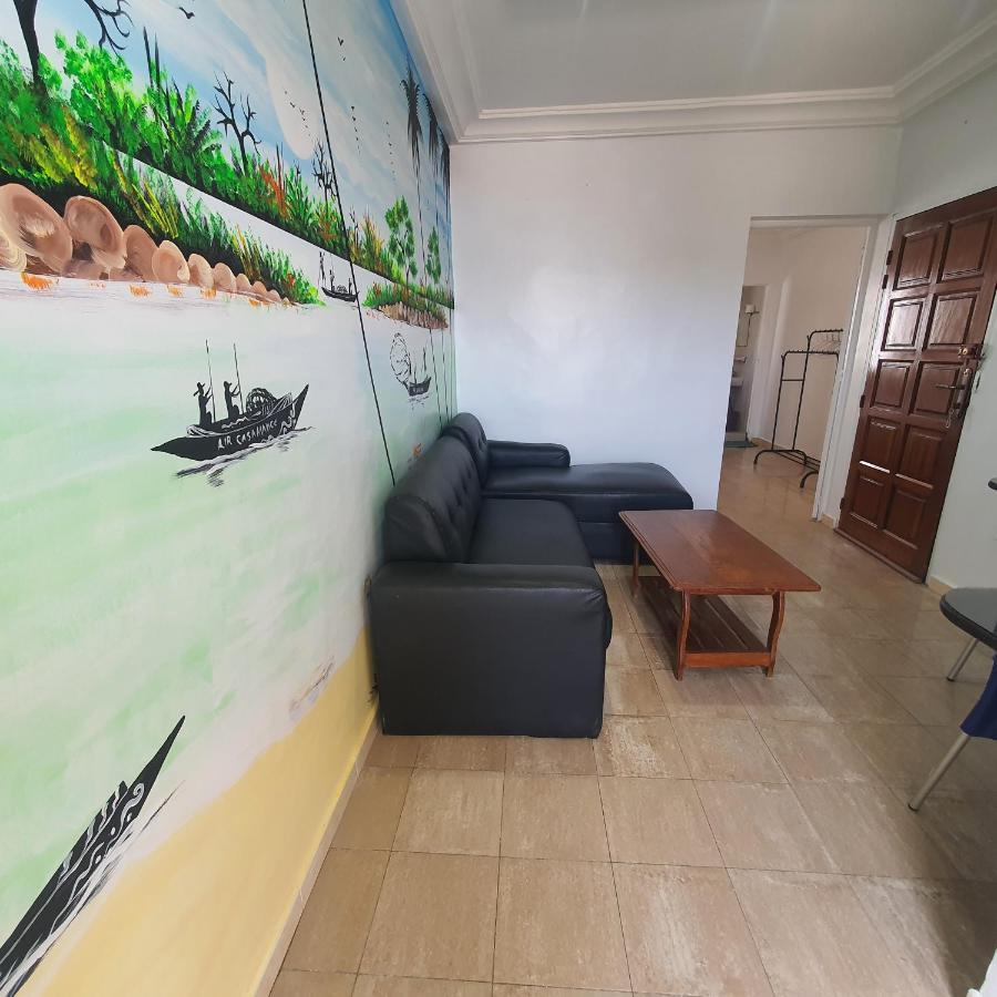 דקר Bricos Appartement Sud Foire מראה חיצוני תמונה